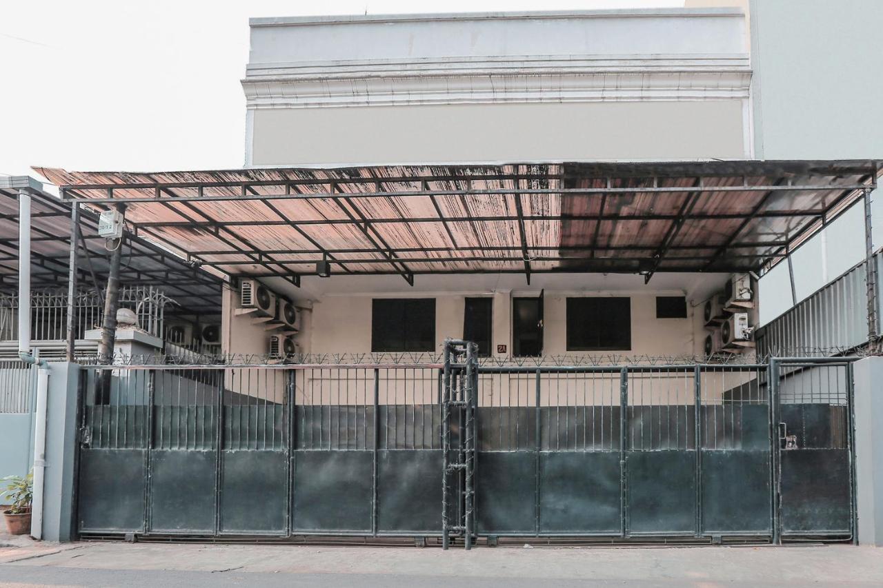 OYO 141 Fatmawati Cozy Residence Jakarta Bagian luar foto